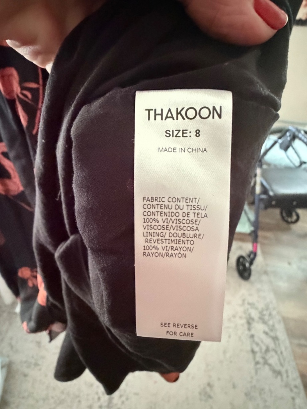 ๐ค Thakoon Floral Deep V Midi Dress Size 8 NWOT Vogue Featured Silk-Look Viscose - Picture 4 of 6